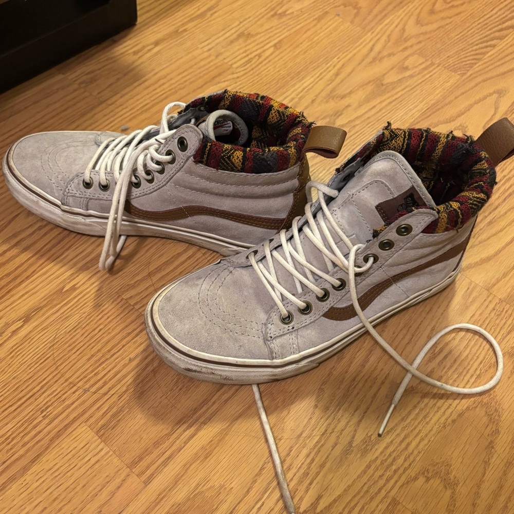 Vans off the wall scotchguard shoes